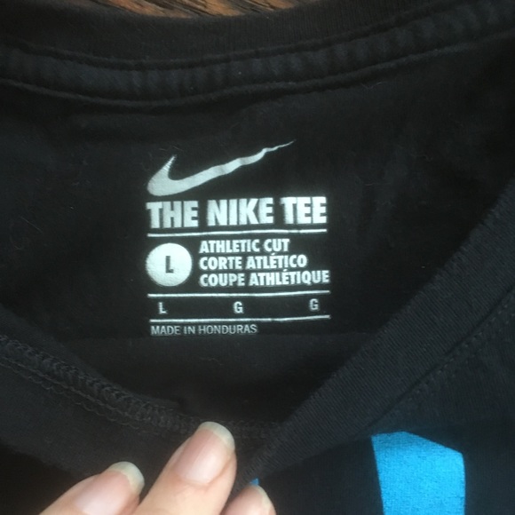 Nike women's tee - Picture 3 of 3